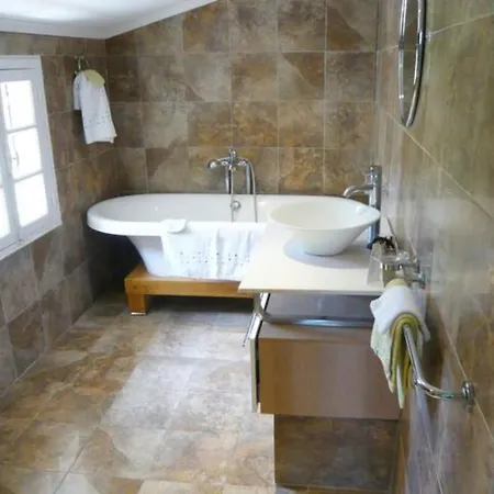 La Commanderie - 18 Pers. Piscine Privee Chauffee Holiday home